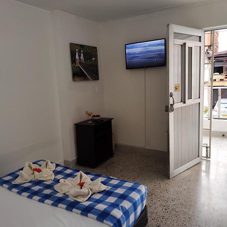 Absolute Hotel & Hostel Boutique Medellín Extérieur photo