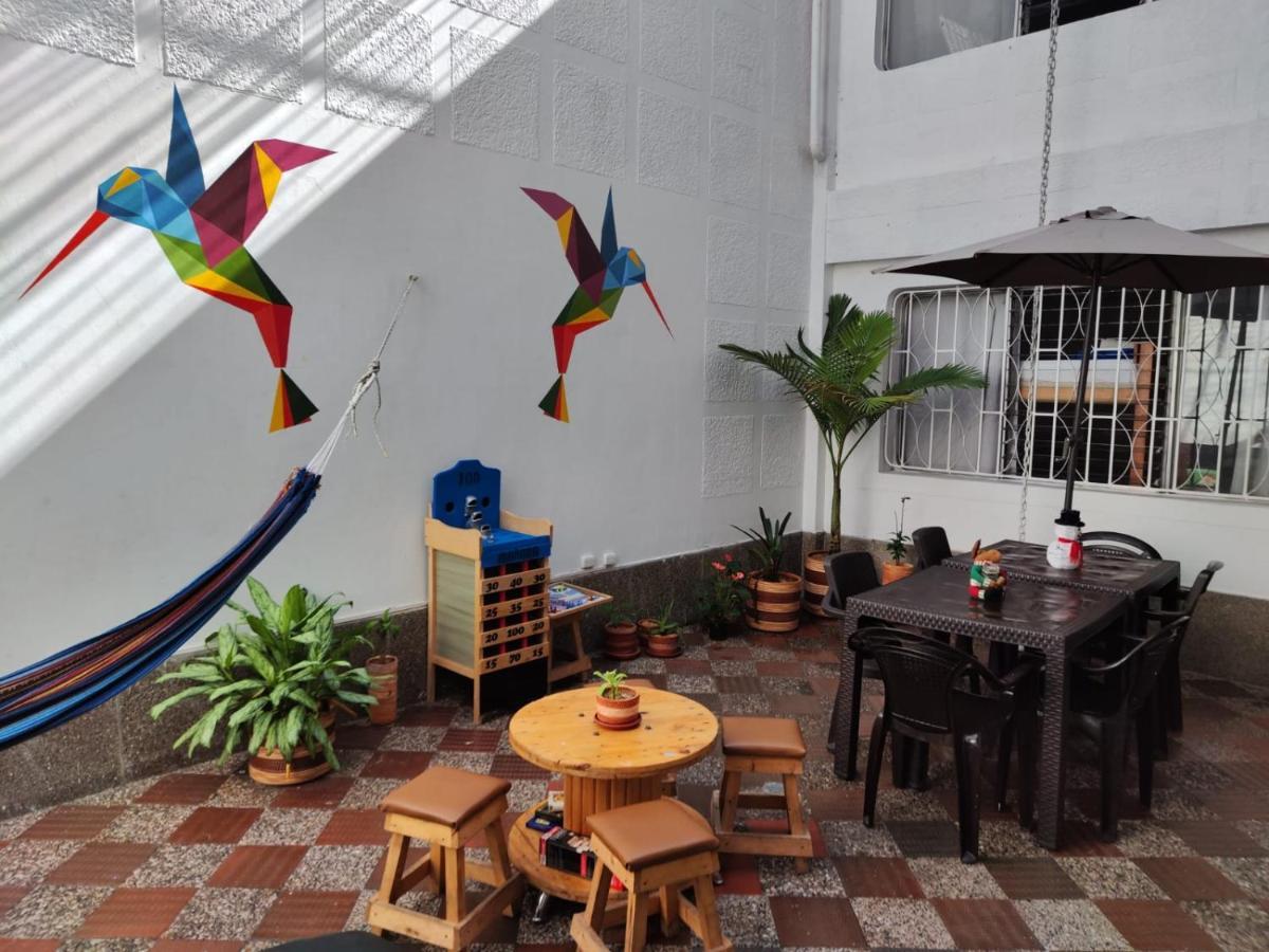 Absolute Hotel & Hostel Boutique Medellín Extérieur photo