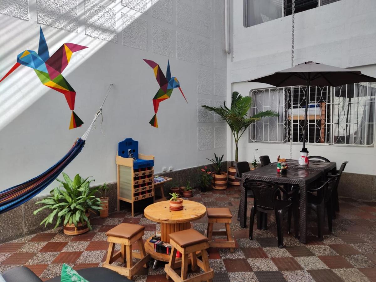 Absolute Hotel & Hostel Boutique Medellín Extérieur photo