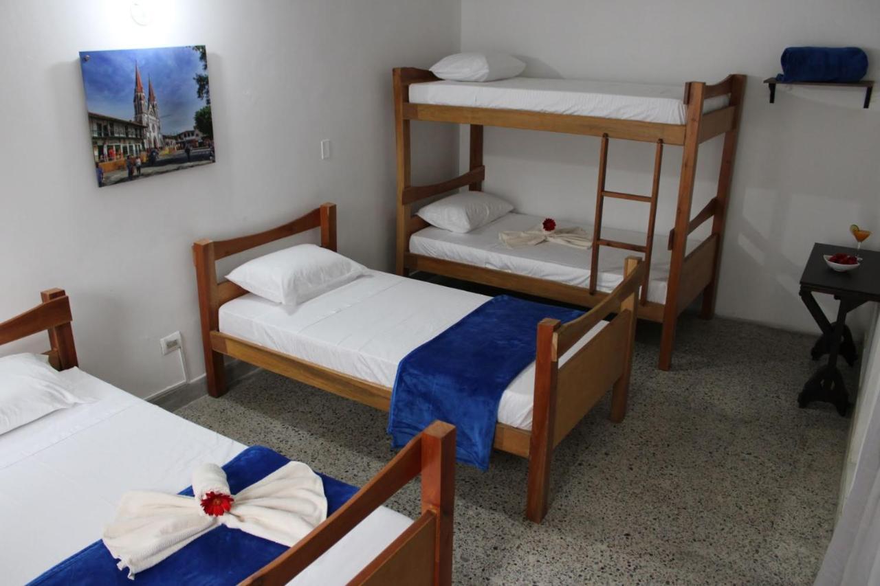 Absolute Hotel & Hostel Boutique Medellín Extérieur photo